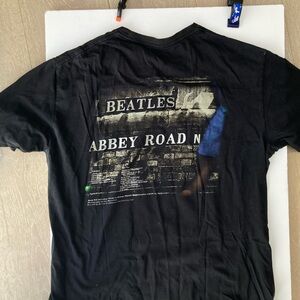 Vintage  Beatles Abbey Road Black Logo T-Shirt